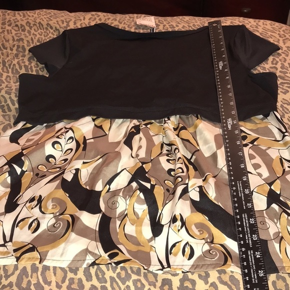 Essentials by Milano size large black print scoop neck faux shrug look NWT - Picture 10 of 13